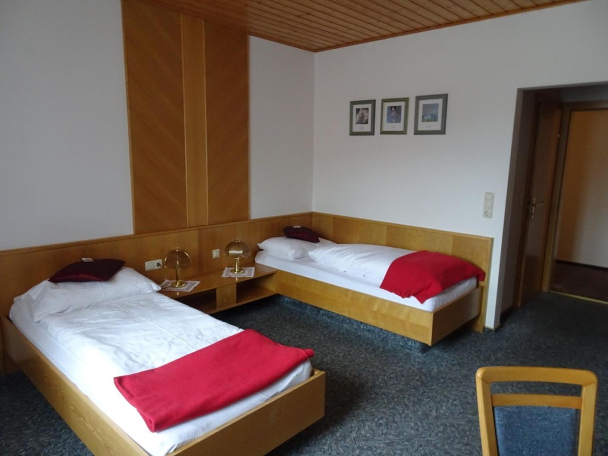 Hotel Die Traube Адмонт Экстерьер фото